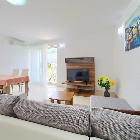 Anja Apartman Krk Town